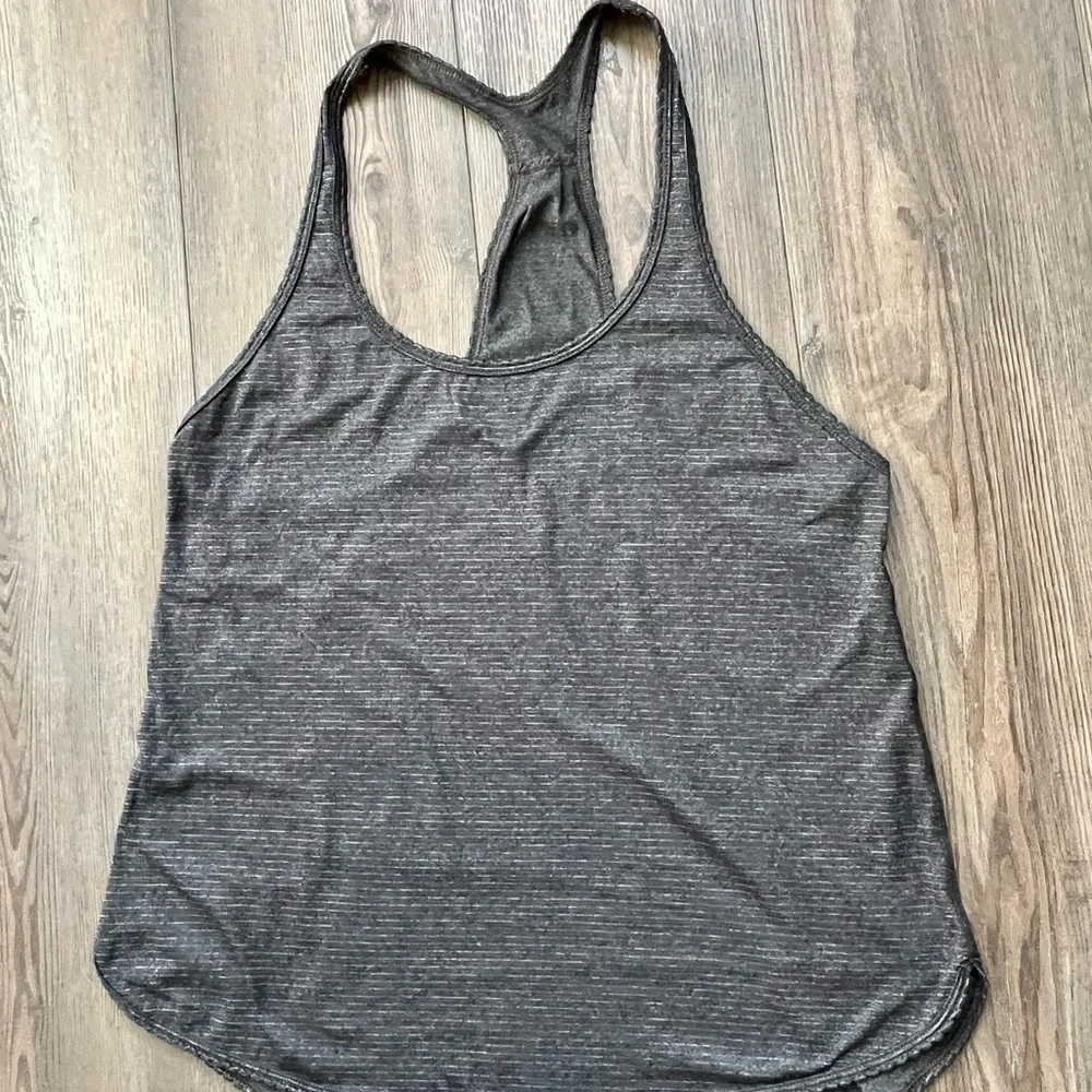 Lululemon tank top M